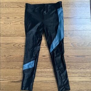 Koral Black Leggings with Stretchy Material and Sleek Design